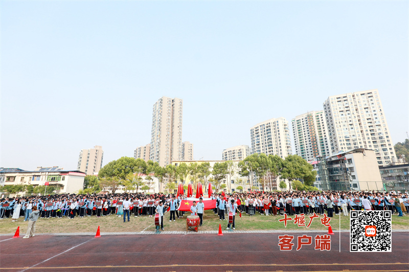 全景5b256aed00554c1ca86f1933a72e7252