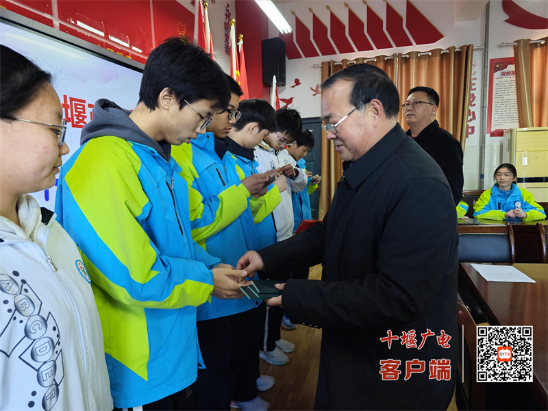 2024.11.27 新团员入团仪式 (6)_副本