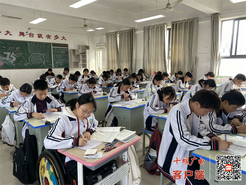 93E4D5532189ADF2BE547798EB764773_副本