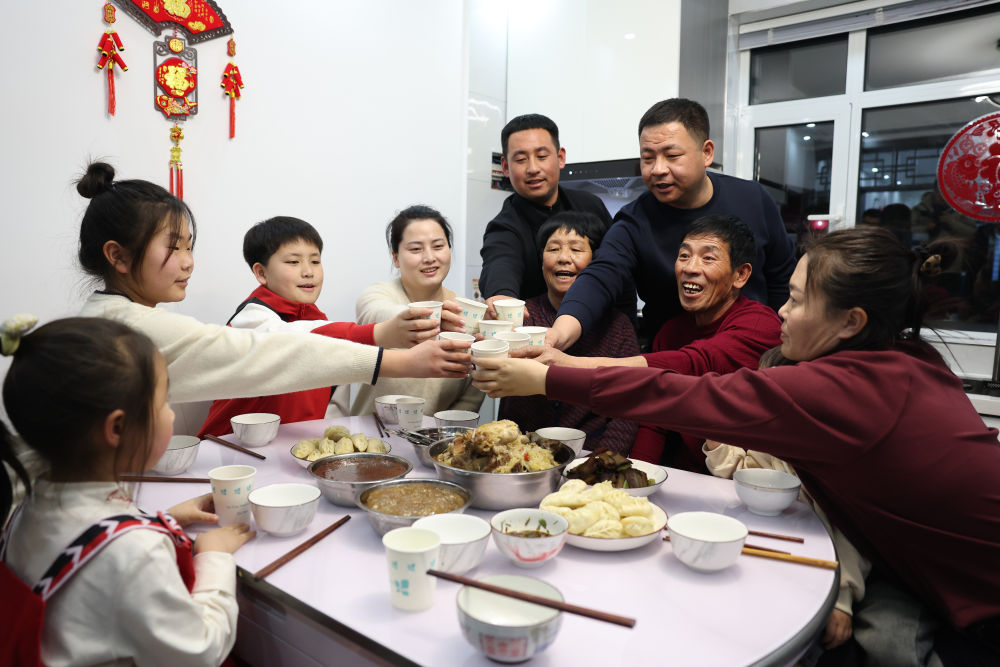 e8da17b509b25c2ad4ffb8e275c9cf40_quality,Q_80