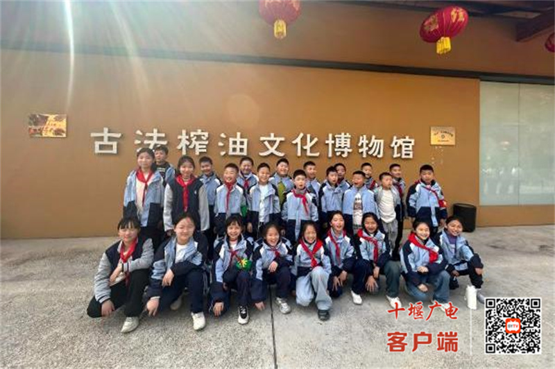 34F4E7156649AADA1AFC47CD9B07BEF3_副本
