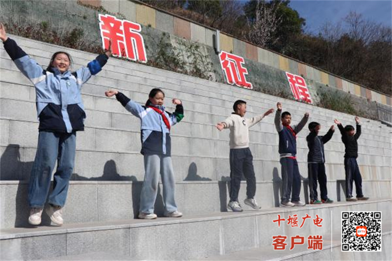 90C361A2B21B308B8DFD1C71D05B6FE4_副本