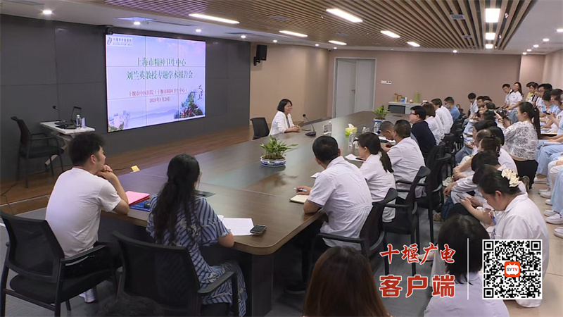 cf85008a1be3dc3819fb7c13199f06ad