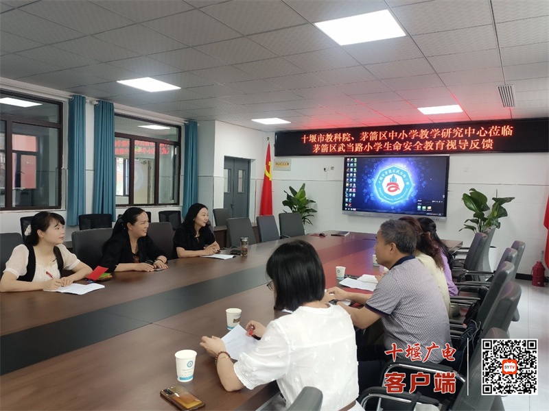 5E14834B-BC13-4534-A0B7-248571ECDA0D-27063-000007E8B91DD5E9.jpg