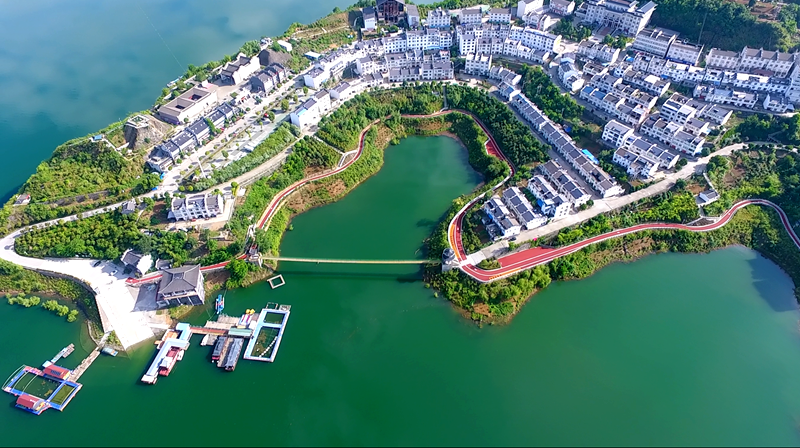 圣水湖