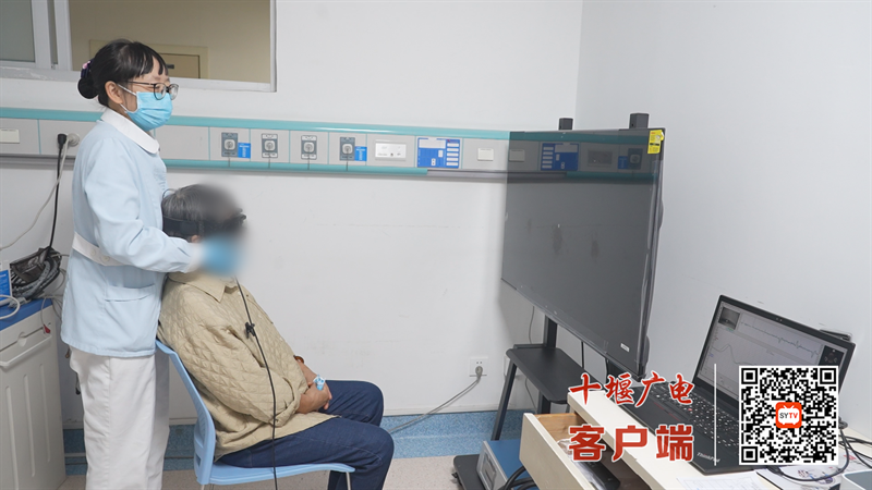 前庭功能检测甩头实验