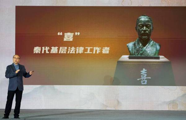 98de0f5a-eede-447b-b7ca-749249b76c89