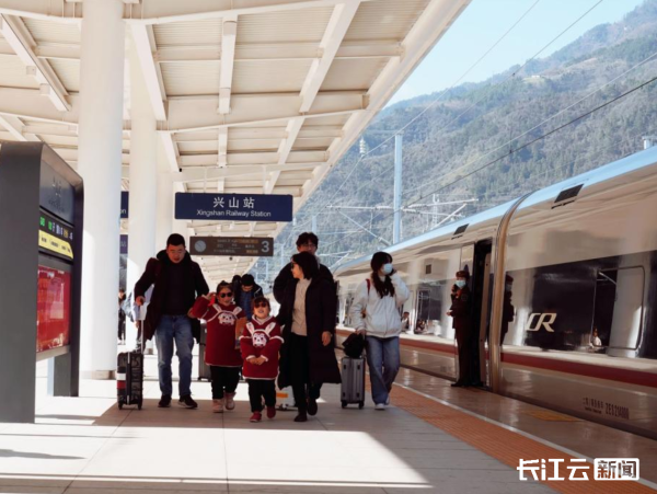 69d0cc7ca39dc184a78290bbc990eadf