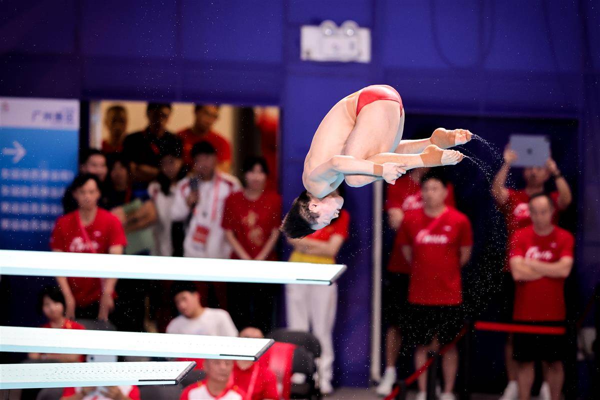 67e84d3be03c40a88cf8c4891f7dd54e