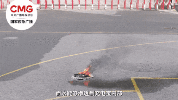 de2e40e3579441c6a64426c9afd70ed2