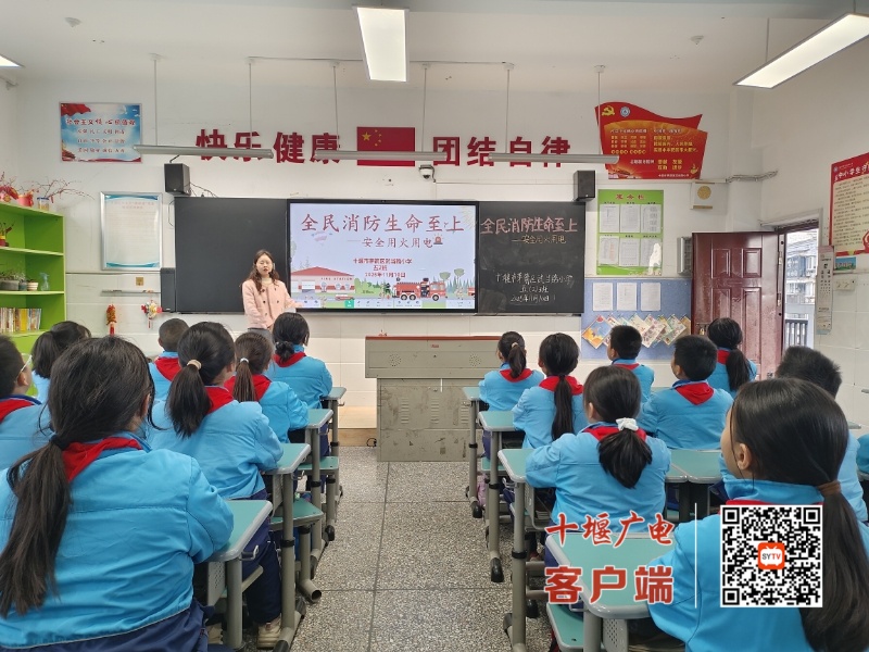 ac5d4681e2da2d196235809a0392c351