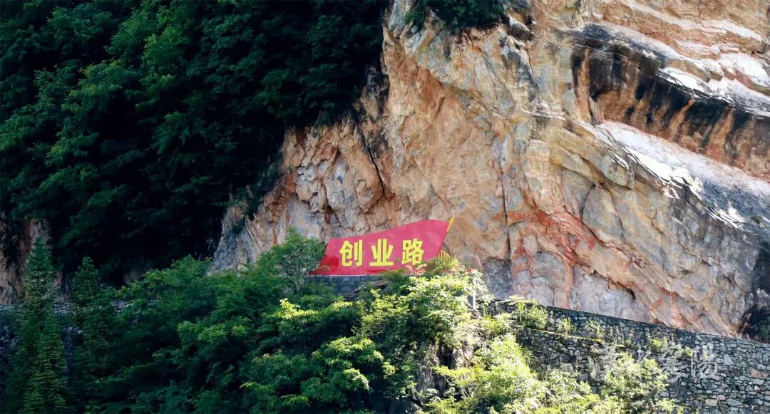 e9339b6e2d6f1282db2b2be5c3593dd7