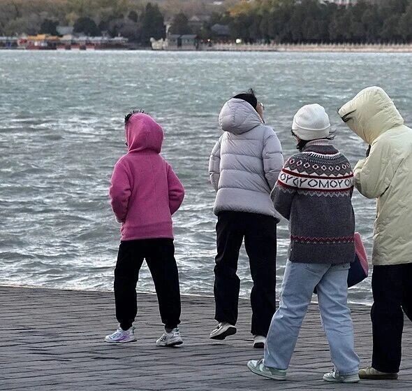 90c2e19ad47d4d128b89294d5197abdf