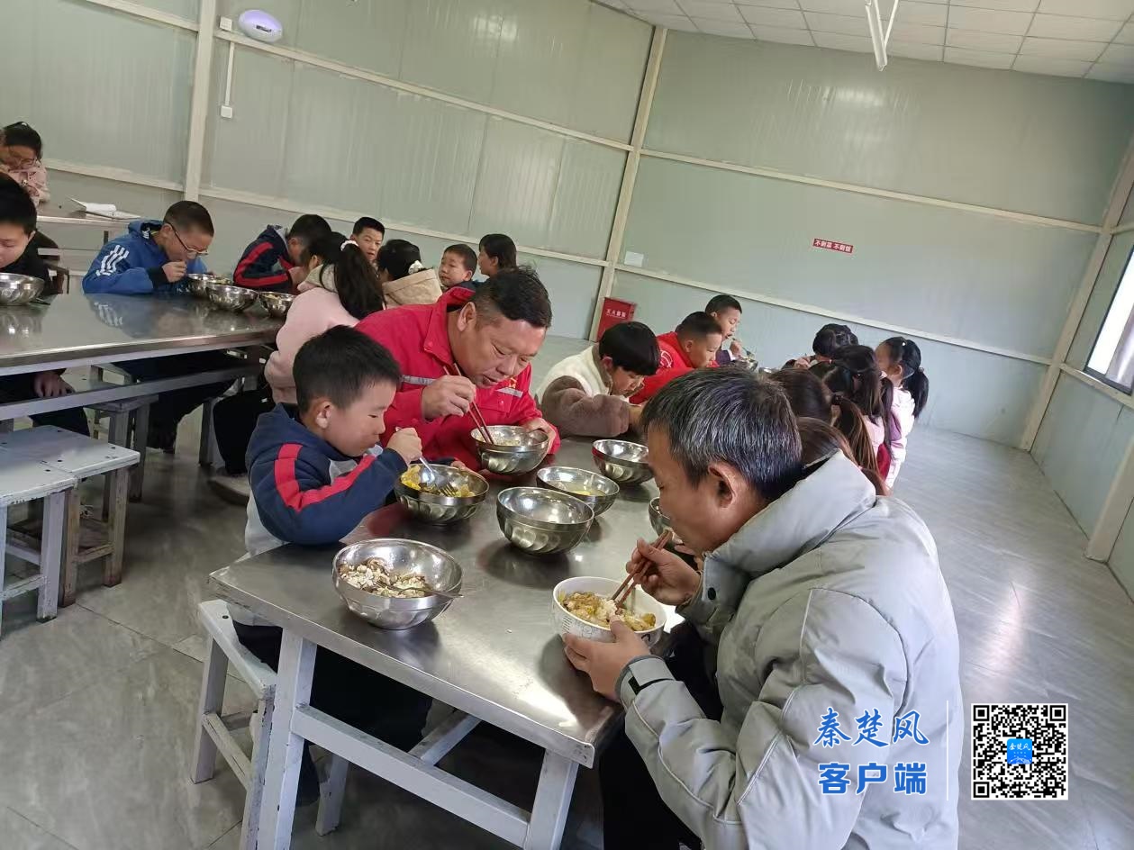 e2b60ac1cd7b2f92ea1ad3eff1715d09