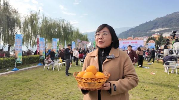 53ae18be-950c-4631-ae7a-c8abcfd343e5_l