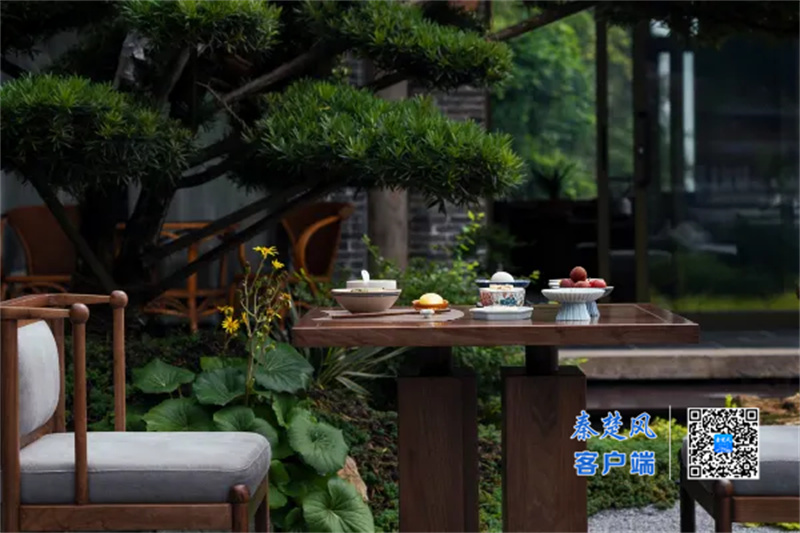 0206912000mqv6t8o6163_R_600_400_R5