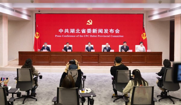 40b92999-98a6-4617-ba35-f959bcb9fa37