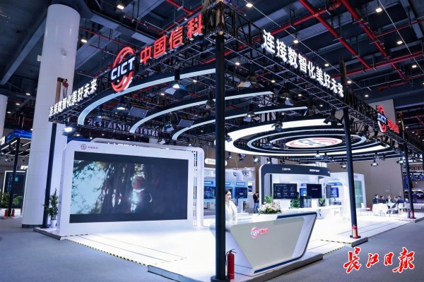 9765a516d73ab8623bb46c6bc805c640