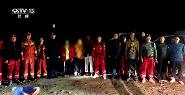 1e335b899f7647dcb8cb54e44c3a77ad