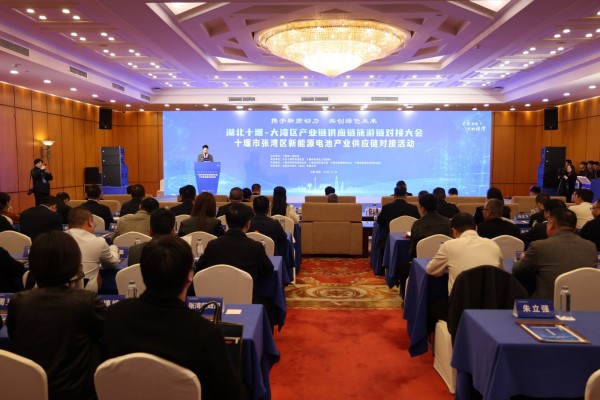 mmexport1764402017144