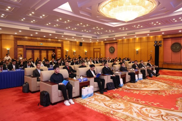 mmexport1764402056416