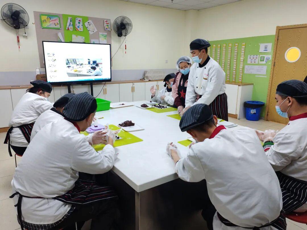 d8f4bf3a19f0e1dbb7c7a09be84ded95