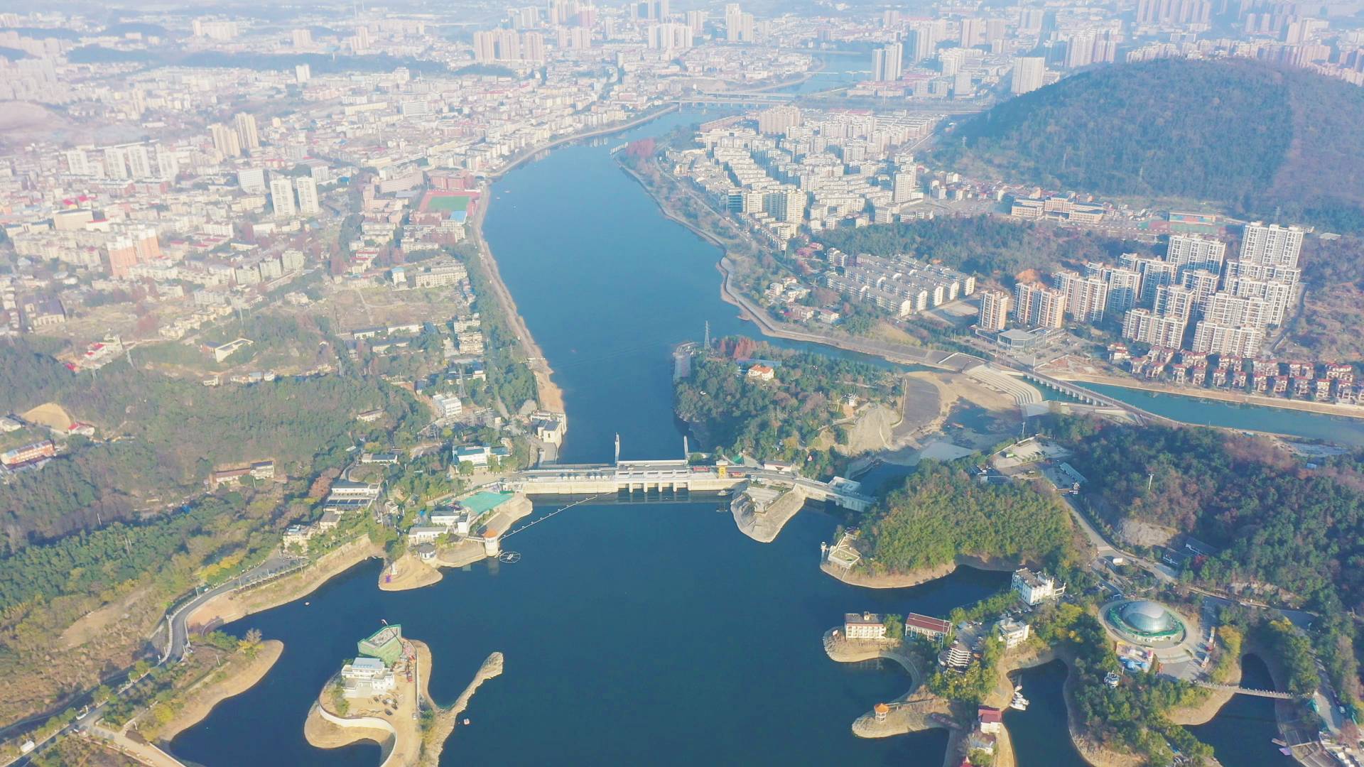 869b18d7a0f6415a816fcd61fd113398