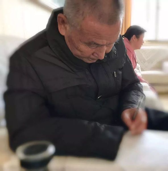 湖北联乐集团创始人周明炎逝世曾建443栋别墅送乡亲