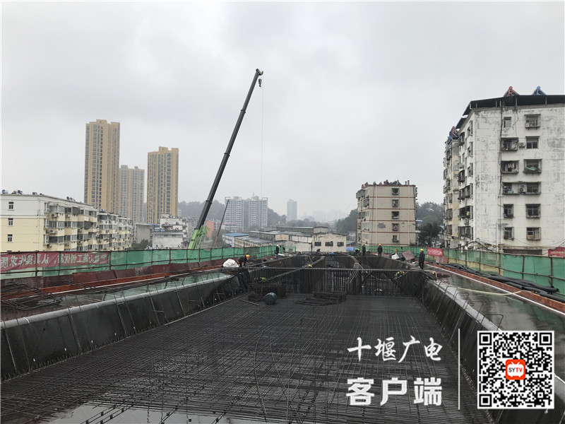 道路起點位於三峽路與新疆路交會處,終點位於三峽路與武當路複線,車