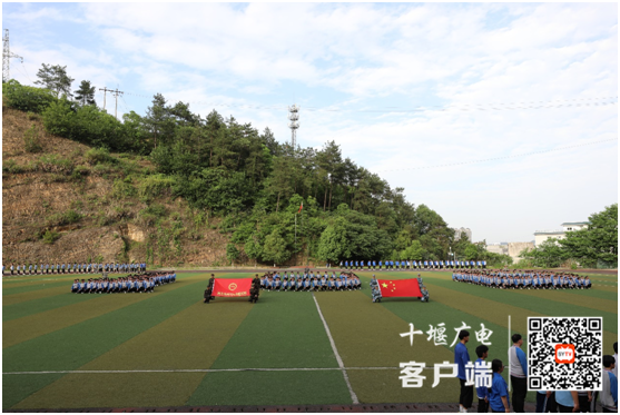 湖北东风汽车技师学院:青春心向党 献礼100年