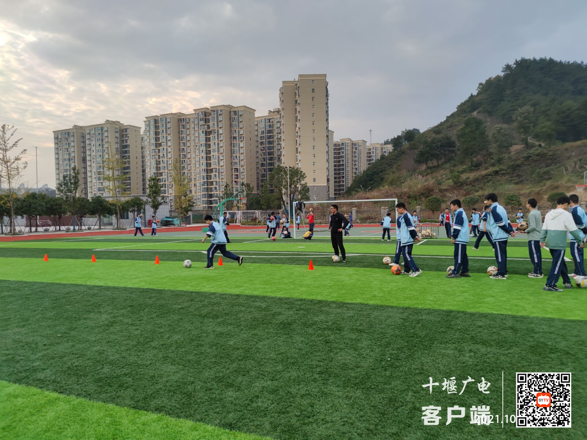 日照市天津路中学图片