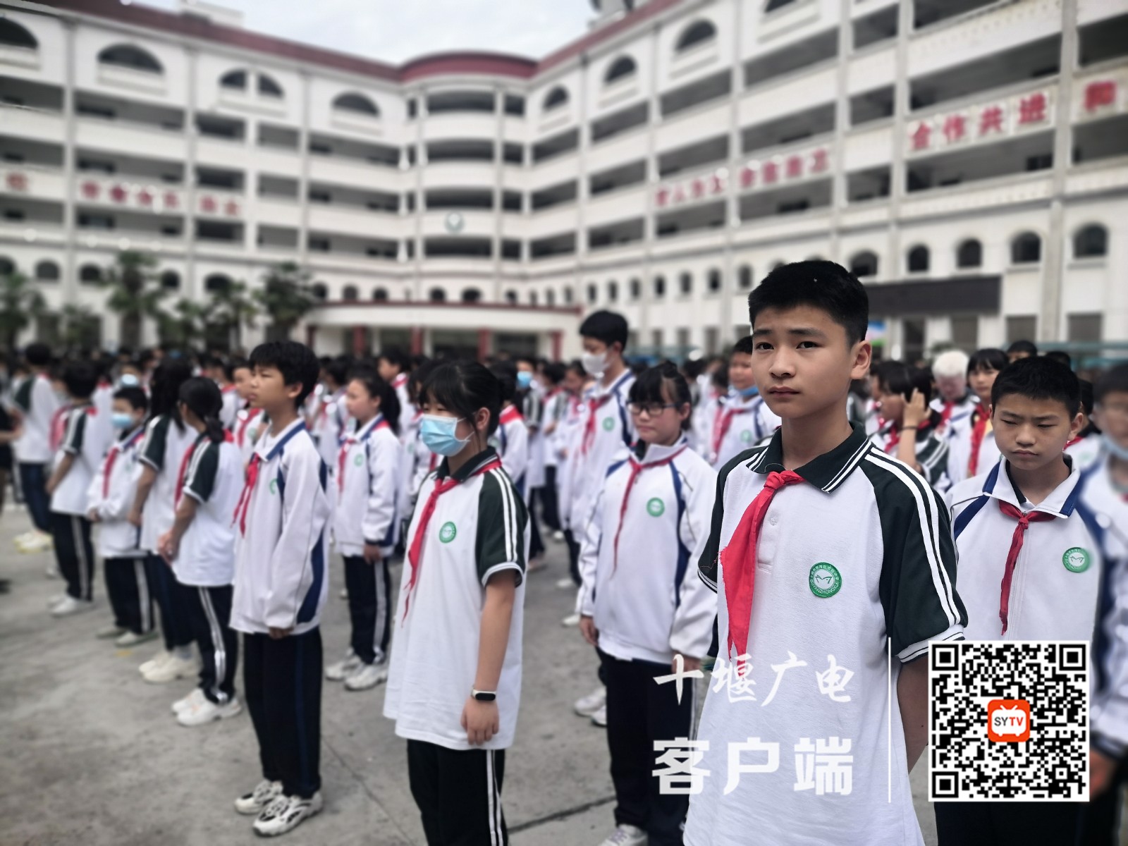 张湾区实验中学图片